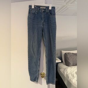 LEVIS 80s women's mom jeans
